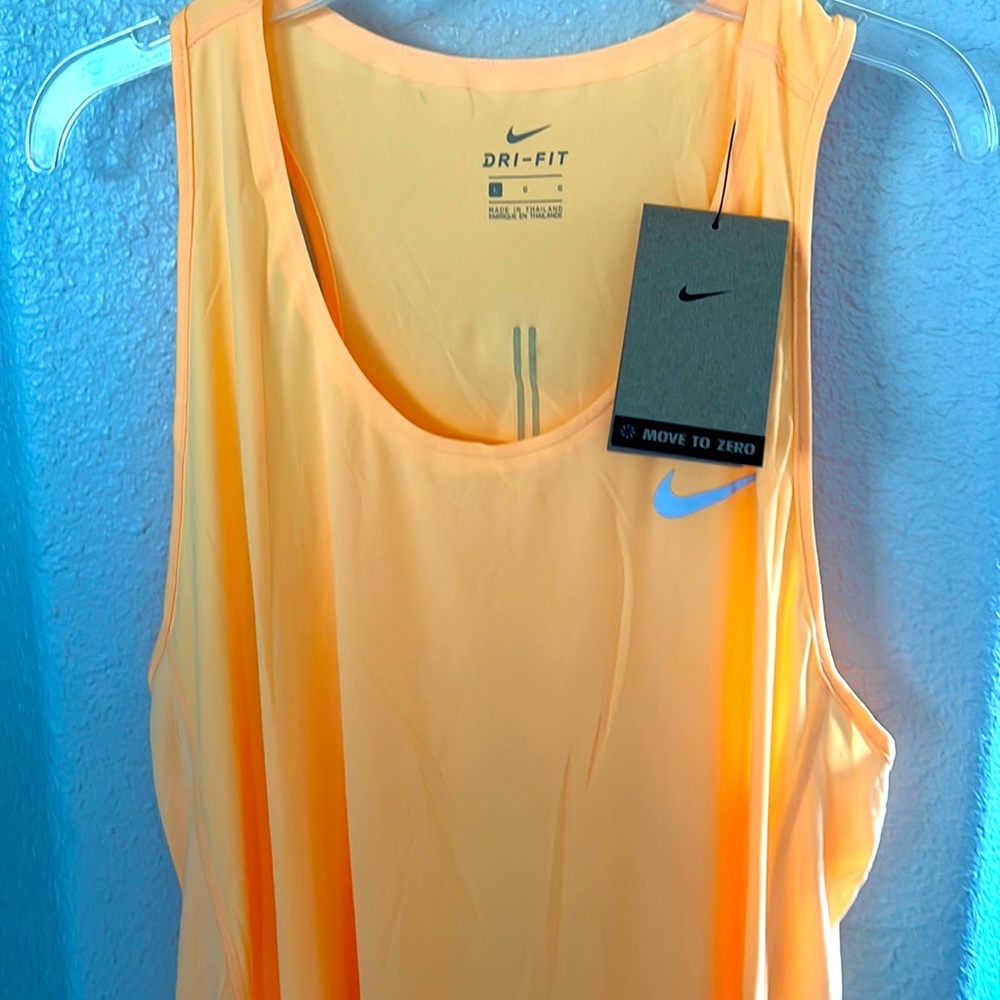 Nike Running Tank Top 🏃‍♀️ 🧡